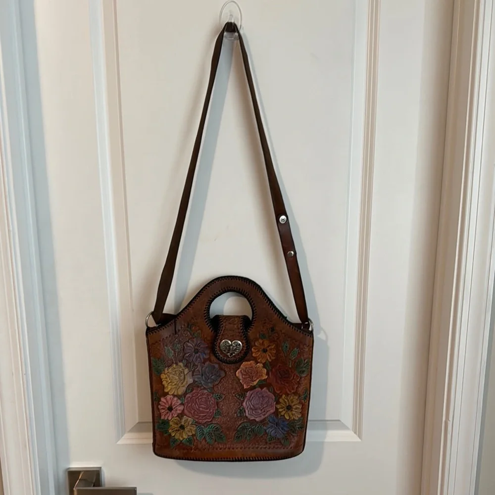 Brown Bohemian Shoulder Bag with Decorative Patterns - Picture 6 of 8